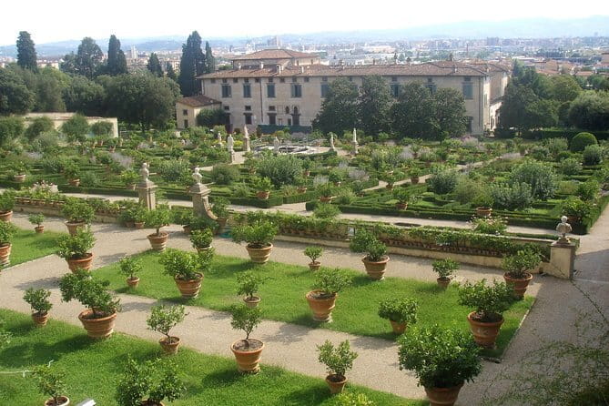 Private Renaissance Discovery Tour of Florence - Porcellino and the good-luck ritual