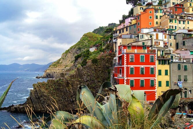 Private Tour from Florence Cinque Terre with Tower of Pisa - Manarola, the colorful first stop
