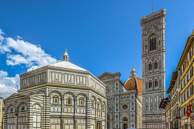 Private tour from Florence to CORTONA & MONTEPULCIANO - What your driver-guide actually does