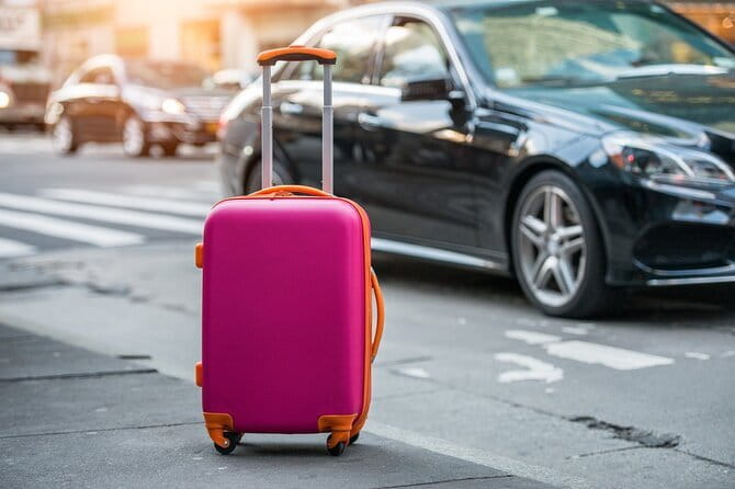 Private Transfer from Florence Airport to your Hotel in Florence - The 20 to 30 minute ride into Florence