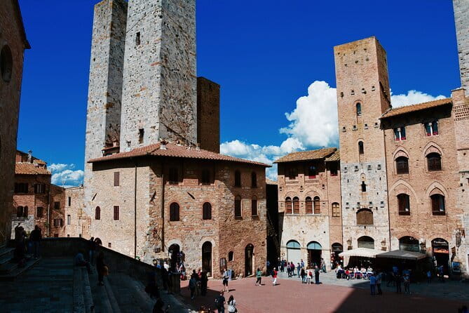 Private Tuscany Day Tour: San Gimignano and Chianti Wine Region from Florence - Following the Chiantigiana through wine country