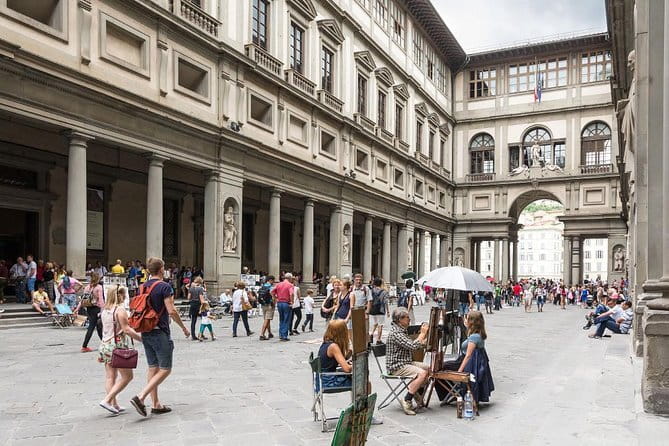 Private Uffizi Gallery Tour with Reserved Entry - Headsets Matter in Crowded Rooms