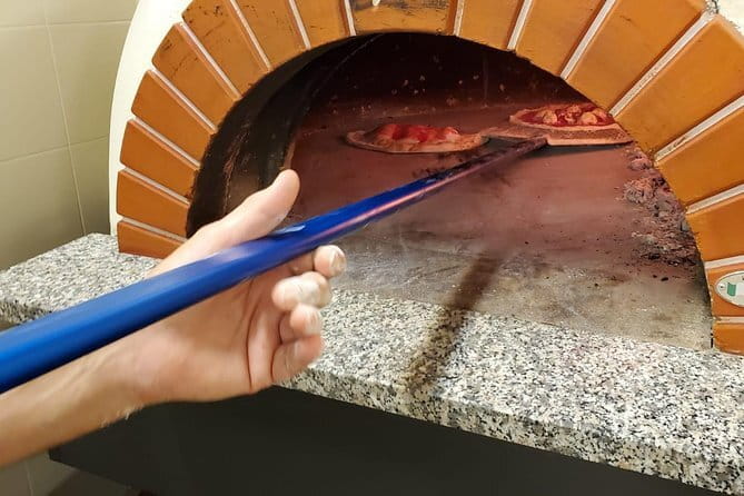 Real Pizza And Gelato Lesson In Florence - Dinner in the wine cellar
