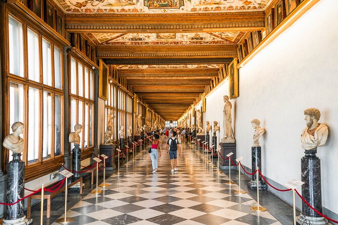 Renaissance Masters: Uffizi Gallery Small Group Tour - Thirty minutes with Botticelli
