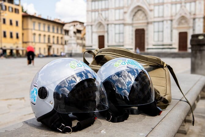 Rent your Electric Vespa 45 in Florence for 8 hours - Choosing between Florence and the Tuscan countryside
