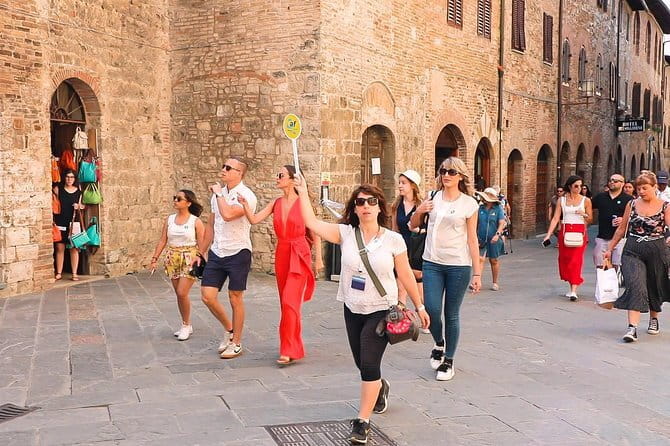San Gimignano, Siena, Monteriggioni, Chianti Day Trip with Lunch & Wine Tasting - A quick look at Monteriggioni