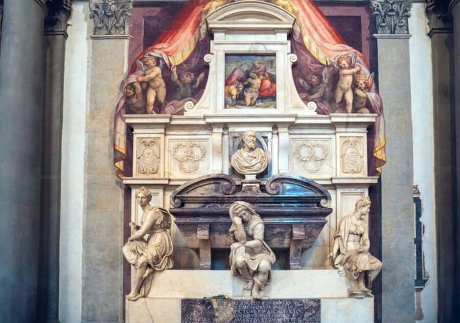 Santa Croce Church Guided Tour in Florence - Brunelleschi’s Pazzi Chapel changes the mood
