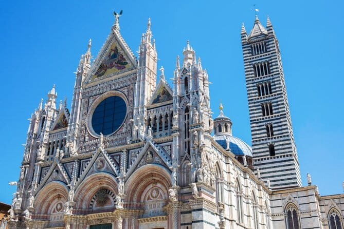 Siena & San Gimignano: Exclusive Tuscany Day Trip from Florence - Lunch and wine near San Gimignano