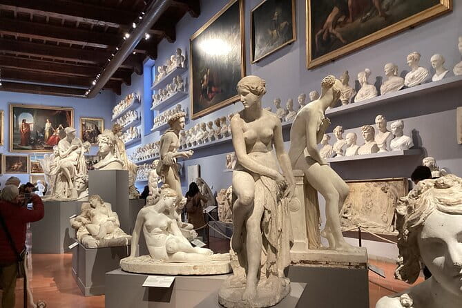 Skip the Line: Accademia Gallery Priority Entry Ticket with eBook - Why David makes the Accademia worth your time