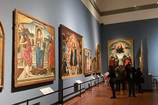 Skip the Line: Accademia Gallery Priority Entry Ticket with eBook - Finding the ticket office at Via Ricasoli 119r
