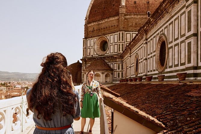 Skip-the-line Duomo Terraces and Dome Climb Tour in Florence - What the guides add