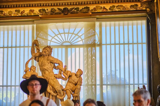 Skip the Line: Florence's Uffizi Gallery Guided Tour - Raphael, Titian, and Caravaggio near the end
