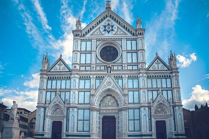 Skip-the-Line Guided Tour of Michelangelo’s David in Florence - Mario Gesu’s teaching style
