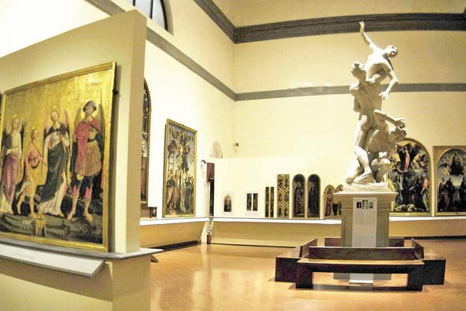 Skip-the-Line Michelangelo's David & Florence Academy Guided Tour w Hotel Pickup - Entering the Accademia without the long queue