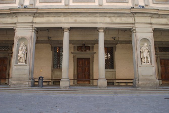 Skip the line Uffizi and Accademia private guided tour - How the guides shape the experience