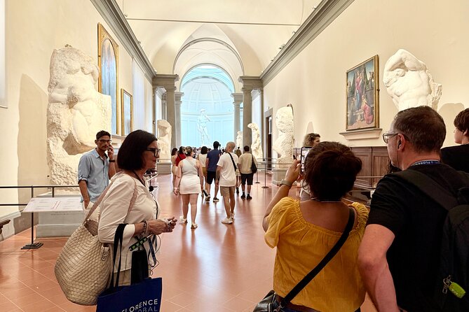 Skip the line: Uffizi and Accademia Small Group Walking Tour - Piazza della Signoria and Florence’s public stage
