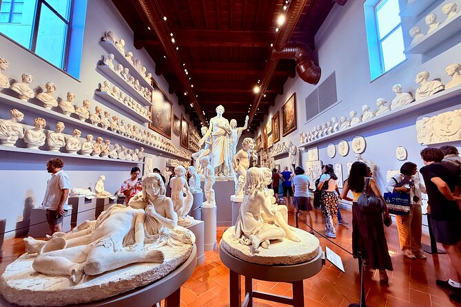 Skip the line: Uffizi and Accademia Small Group Walking Tour - The guides who shape the experience