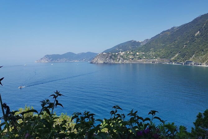 Small Group Day Tour in Cinque Terre and Pisa From Florence - A big coastal day from Florence