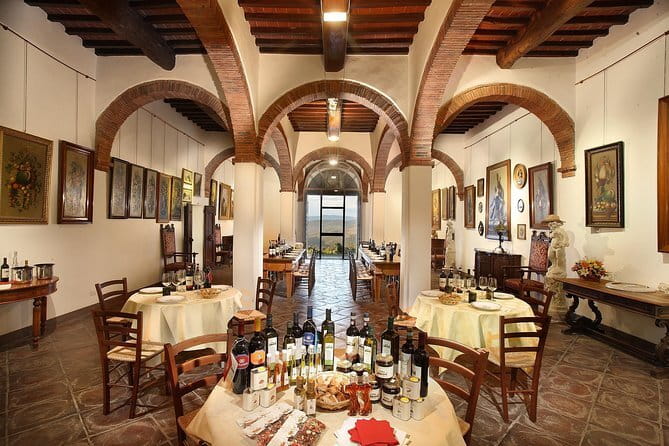 Small-Group Wine Tasting Experience in the Tuscan Countryside - The final tasting with Tuscan food