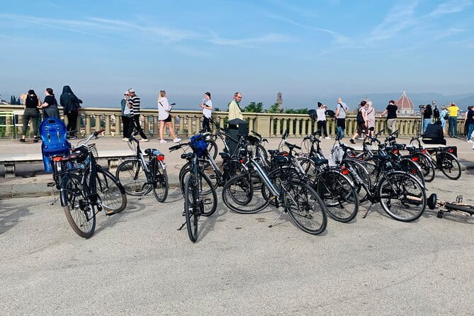 Sunset Bike tour of Florence &Rose Garden & Piazzale Michelangelo - Starting on Via Cavour