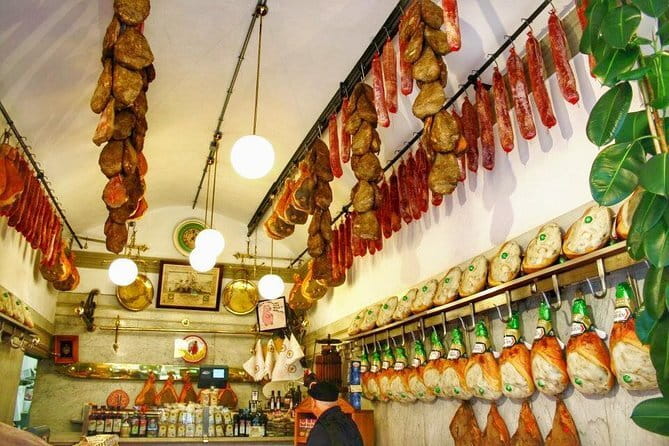 Super Tasty Full-day Guided Tour of Florence Food Wine Art Top Sites & Eateries - Florence by foot, fork, and famous viewpoint