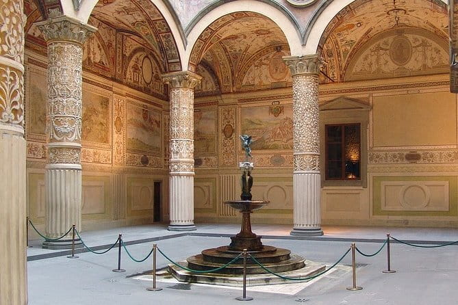 The Best of Florence Walking Tour in a Small Group - Piazza della Signoria and the civic heart of Florence