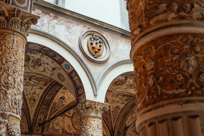 The History of Florence: The Renaissance Era Private Tour - The Duomo district: Florence’s great visual anchor
