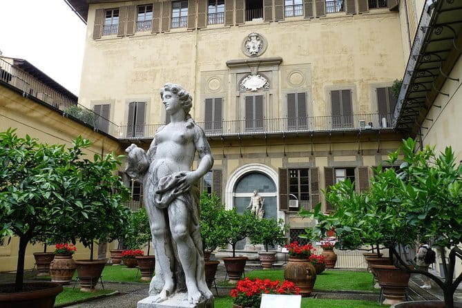 The Medicis: The Movie, The Family, The Palace! - The Gondi palace and Leonardo’s connection