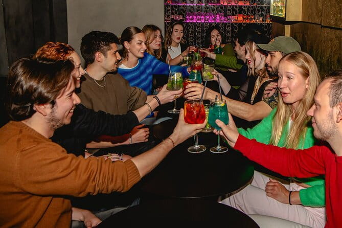 Tipsy Tour: Guided Bar Crawl In Florence with Dark History - Key points to know before booking