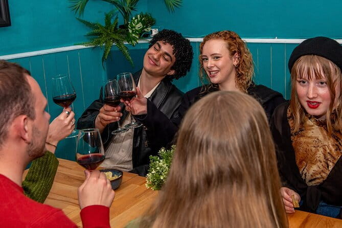 Tipsy Tour: Guided Bar Crawl In Florence with Dark History - Why this Florence night feels different