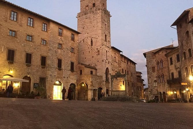 Tuscany off the beaten paths - Radda in Chianti: a second view of the wine country