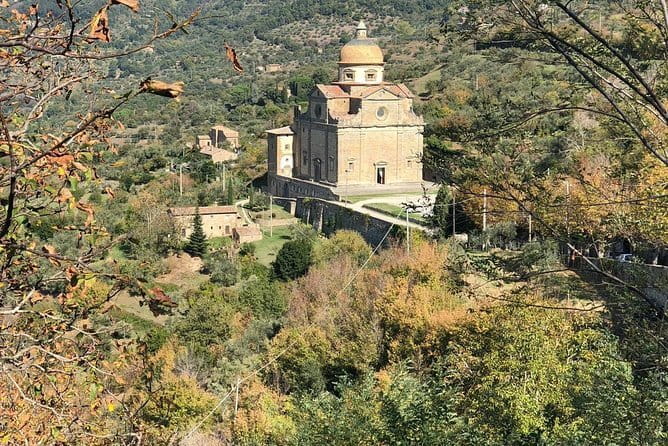 Tuscany Vespa Tours Through the Hills of Chianti - Buying wine and olive oil after the tasting