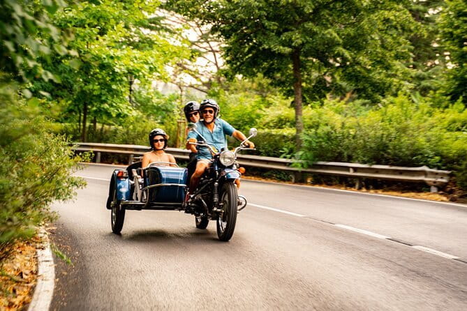 Vintage Sidecar Motorcycle Tour of Florence - The Highlights of the City - San Frediano and the Oltrarno