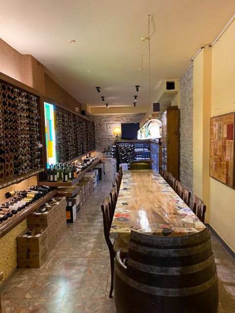 Wine Tasting Experience in Florence city centre - How much food comes with the wine