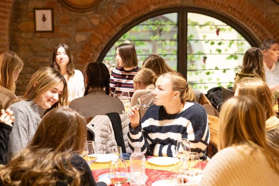Wine Tasting Experience with Seven Types of Tuscan Wine - FAQ