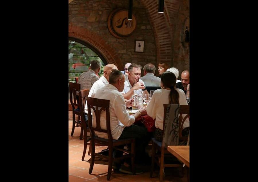 Wine Tasting Experience with Seven Types of Tuscan Wine - My verdict: a smart first taste of Tuscany